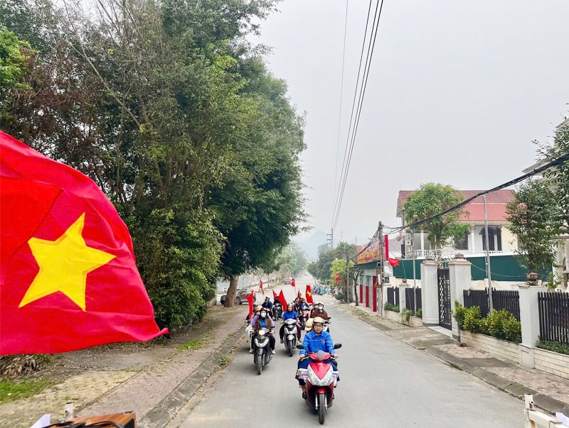Anh-tin-bai